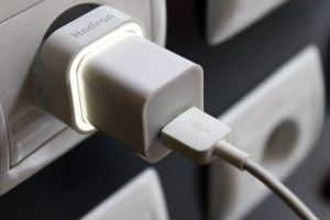 تبدیل دو به دو هادرون مدل آیفون